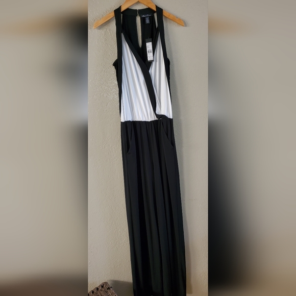 NWT Women's Kenneth Cole Tristan Jumpsuit - Picture 10 of 10